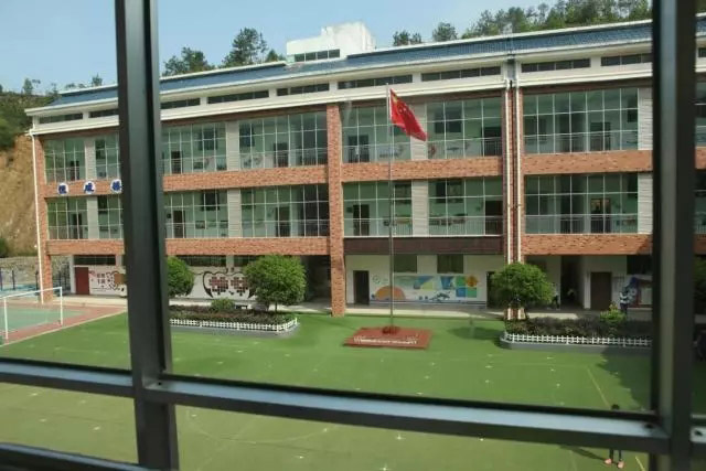 延綿大愛(ài)五百公里，廣東博皓實(shí)鷹隊(duì)情牽江西上猶縣特殊教育學(xué)校-2
