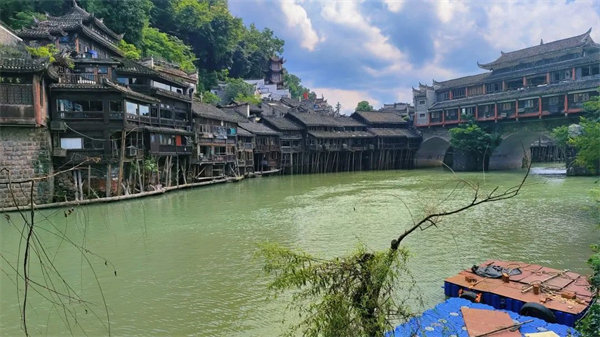 “湘”約鳳凰，相守未來——2022博皓快樂湖南行    -22
