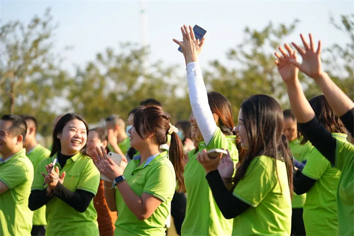 廣東博皓“技?jí)喝盒壅l知曉，賽場(chǎng)風(fēng)云見真曉”第五屆運(yùn)動(dòng)會(huì)    -2