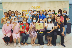 捐獻(xiàn)青春熱血，彩繪人生畫卷